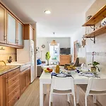 Casa Zairica شقة نازاريه
