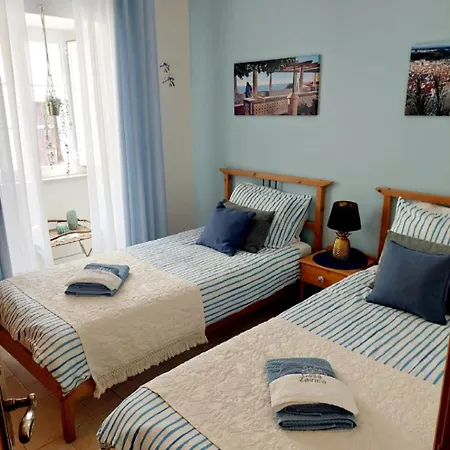 Casa Zairica *